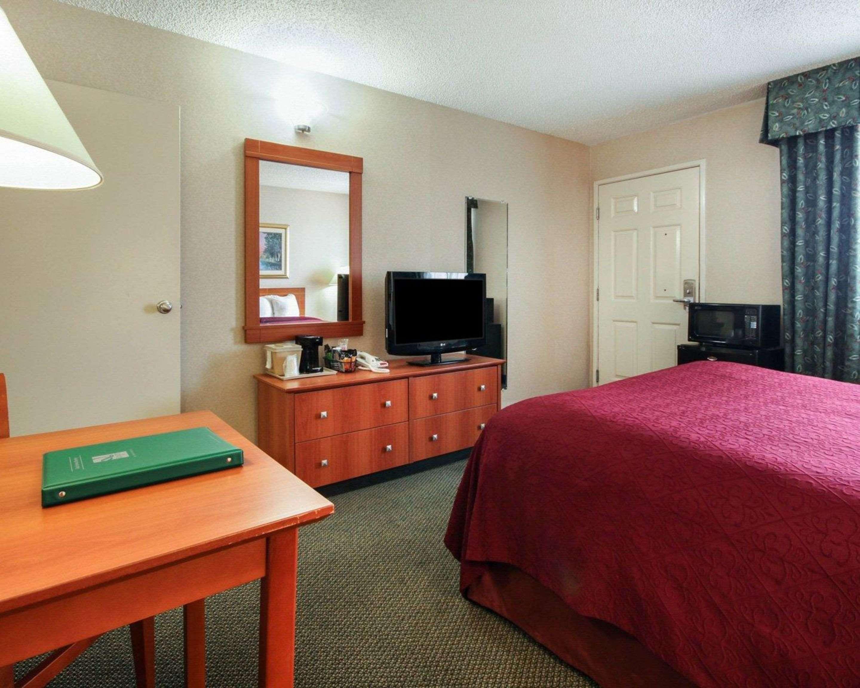 Quality Inn Airport East El Paso Dış mekan fotoğraf