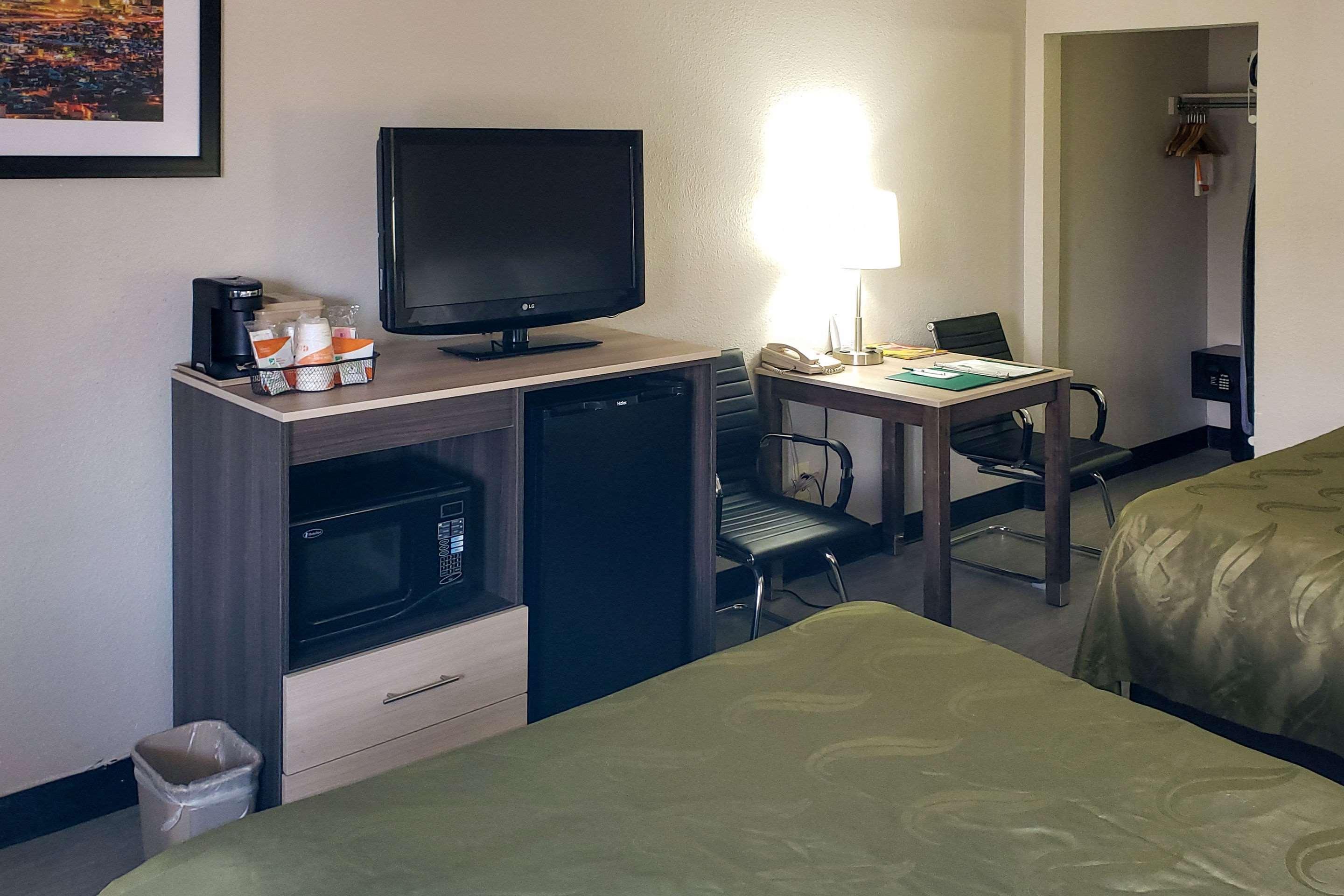 Quality Inn Airport East El Paso Dış mekan fotoğraf